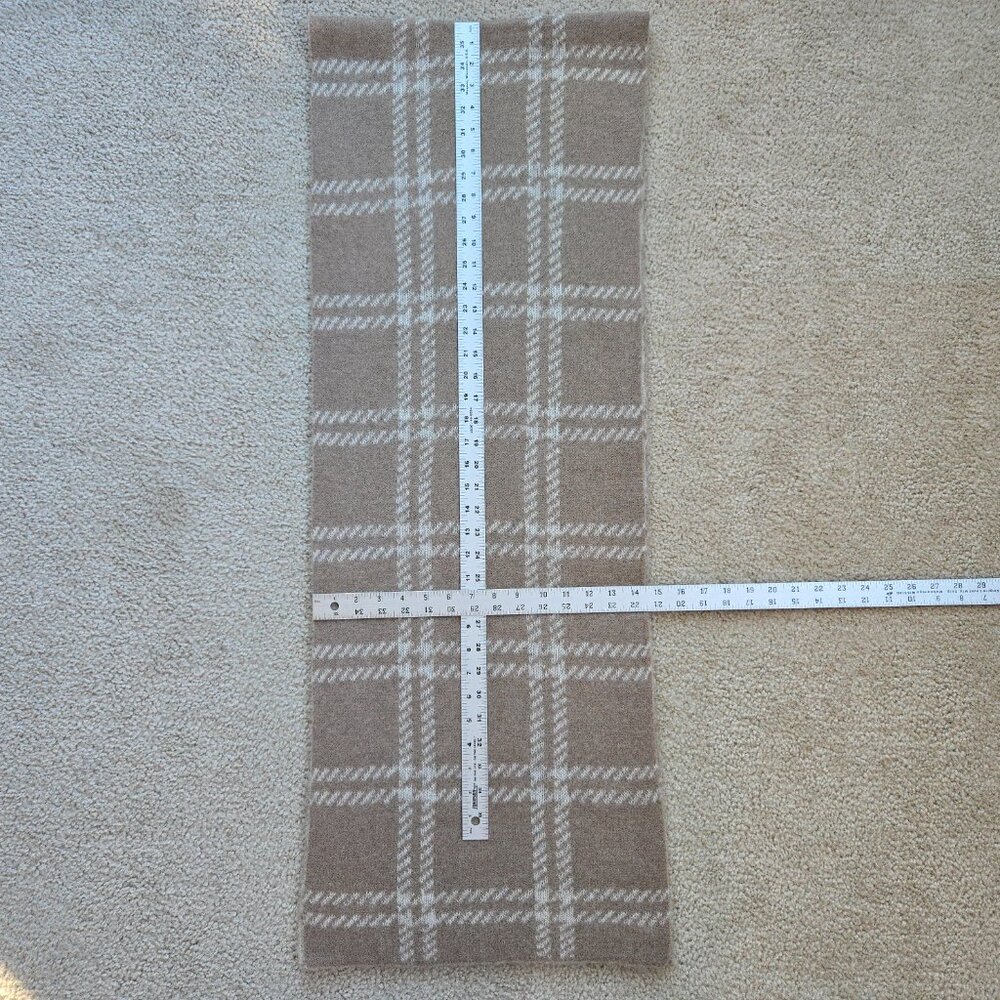NWOT Everlane Patterned Alpaca Scarf in Wheat Taupe Tan - Picture 3 of 14